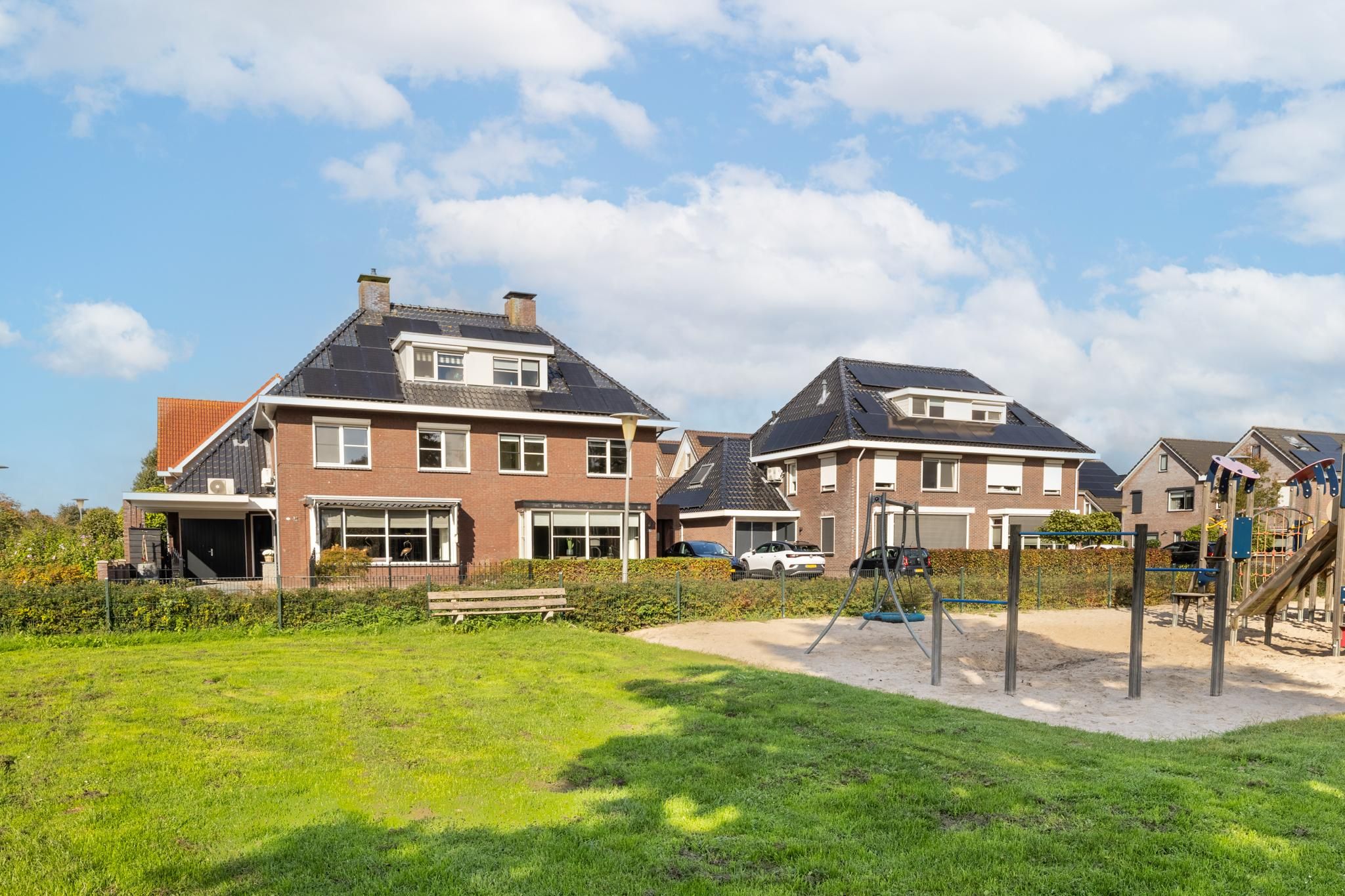 Photo 42 of Kluisstraat 37