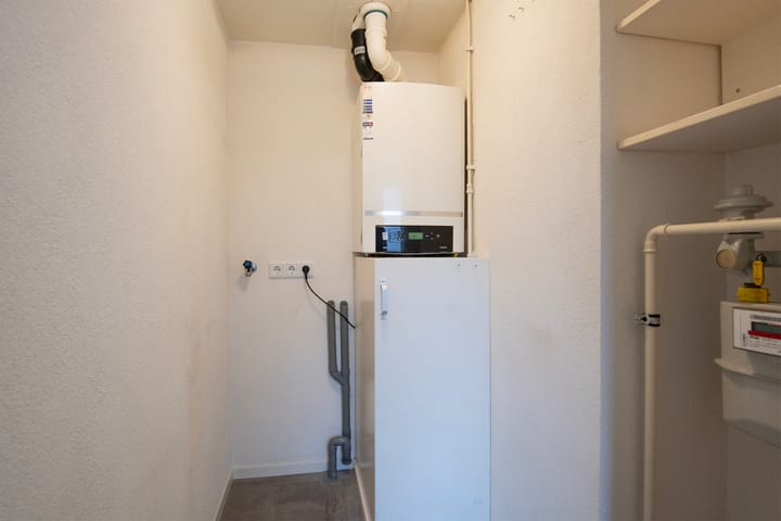 Foto 16 van van Damstraat 13