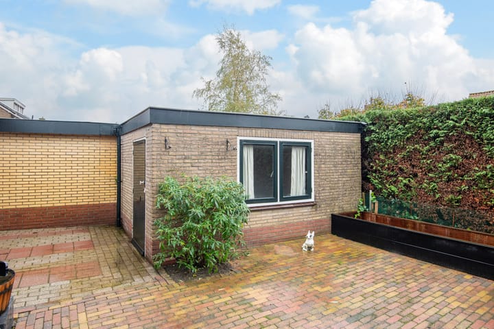 Foto 27 van van Damstraat 13