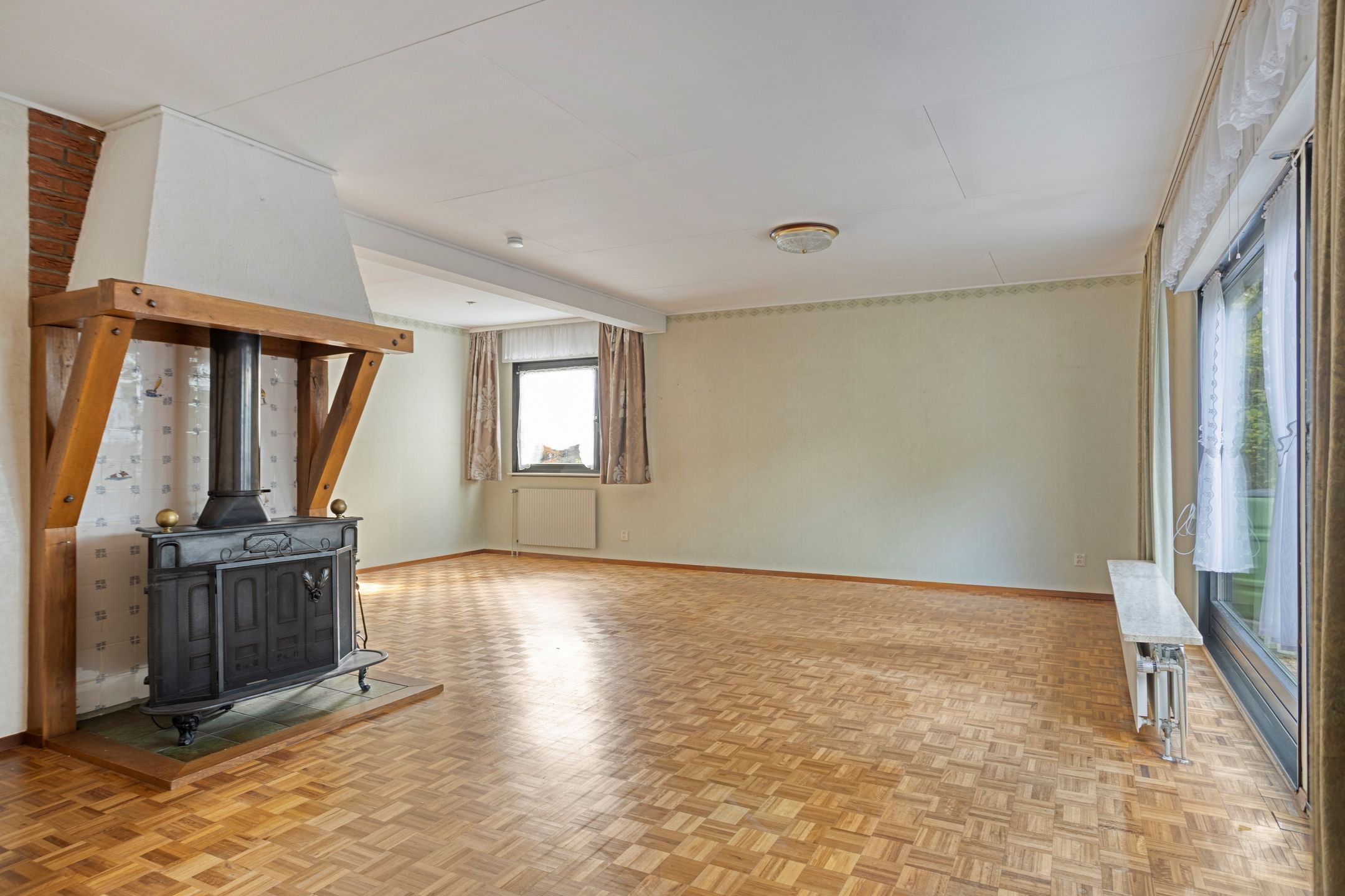 Foto 9 van Weegbreelaan 4