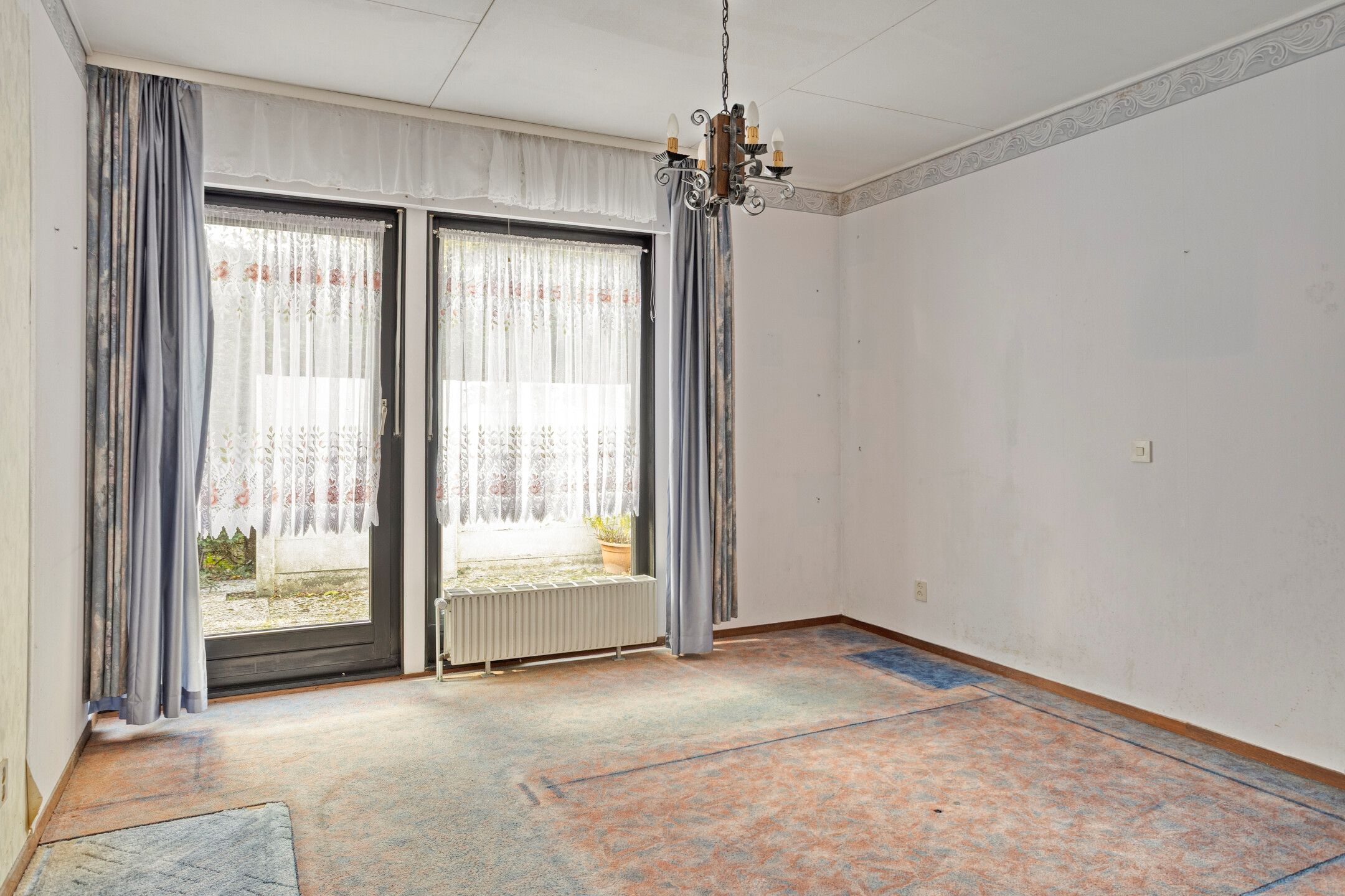 Foto 15 van Weegbreelaan 4