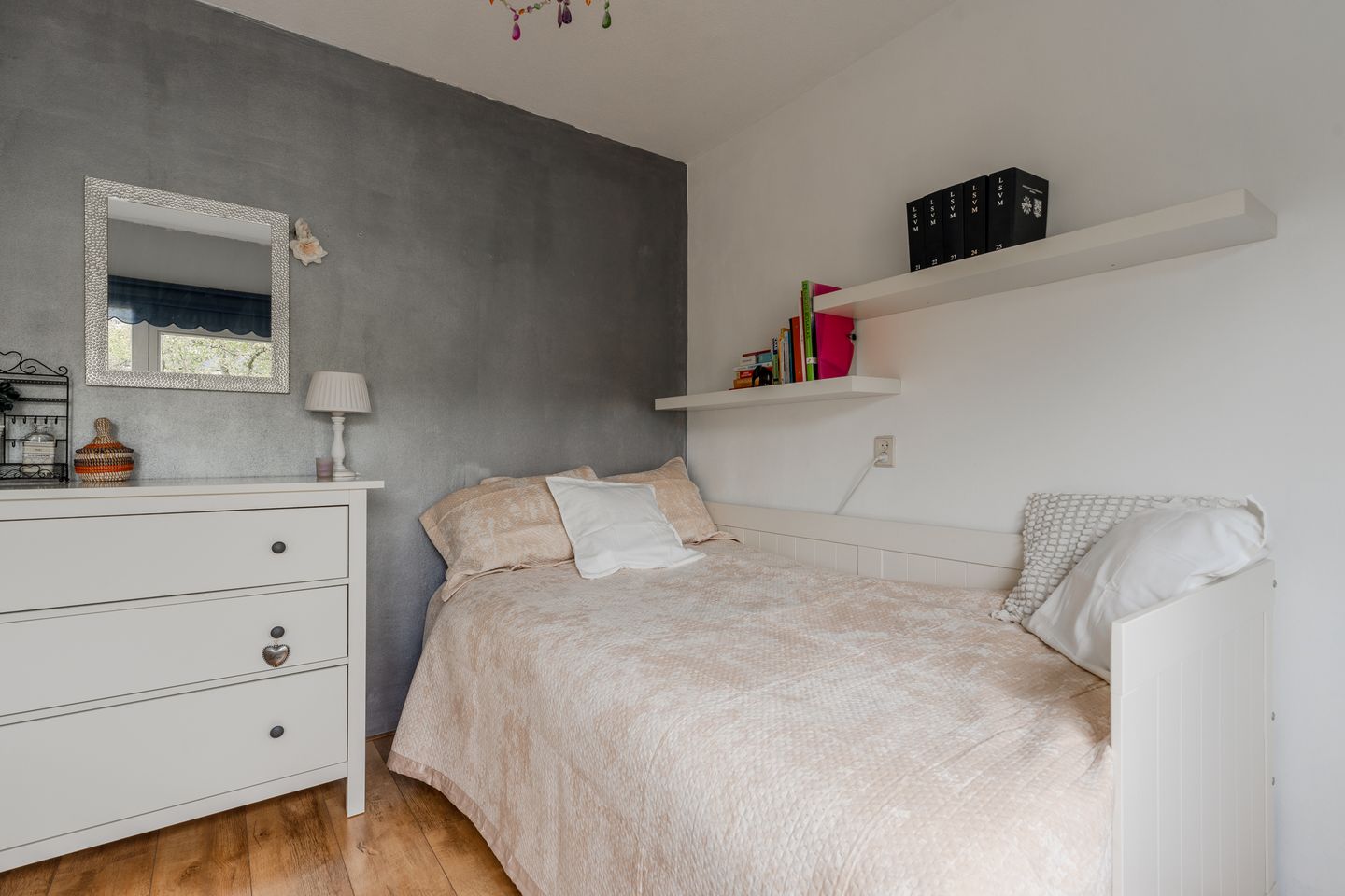 Foto 35 van Dahliastraat 16