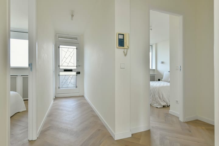 Foto 10 van Mr. F.A. van Hallweg 138