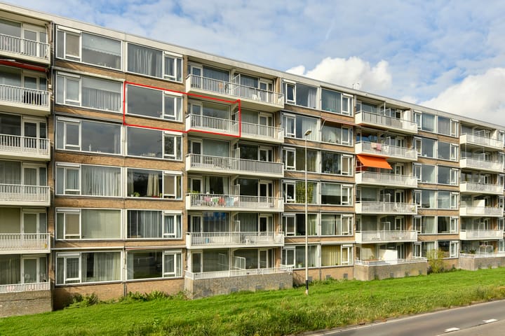 Foto 16 van Mr. F.A. van Hallweg 138