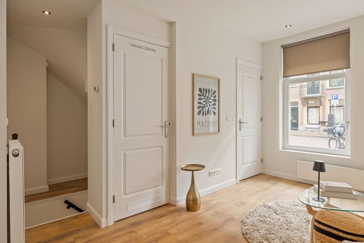 Photo 5 of Van Hogendorpstraat 166-H