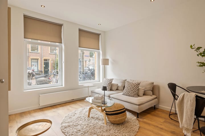 Photo 6 of Van Hogendorpstraat 166-H