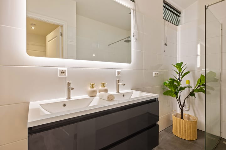 Photo 19 of Van Hogendorpstraat 166-H