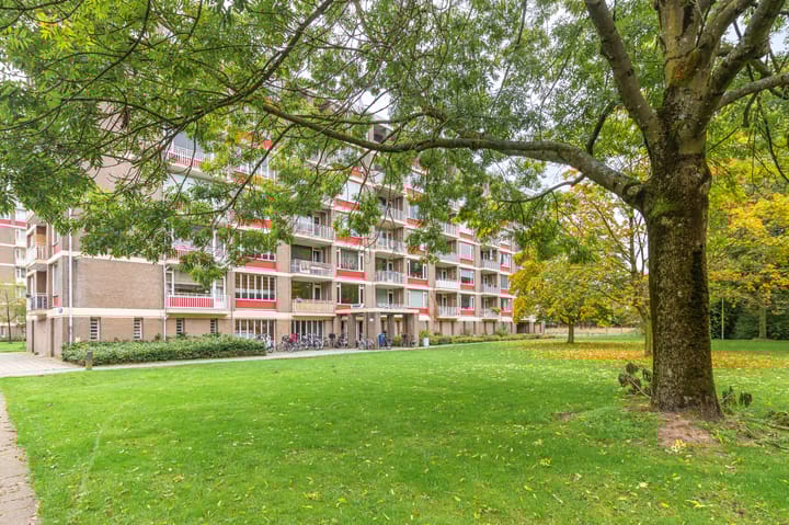 Foto 28 van Ringweg-Randenbroek 22-E