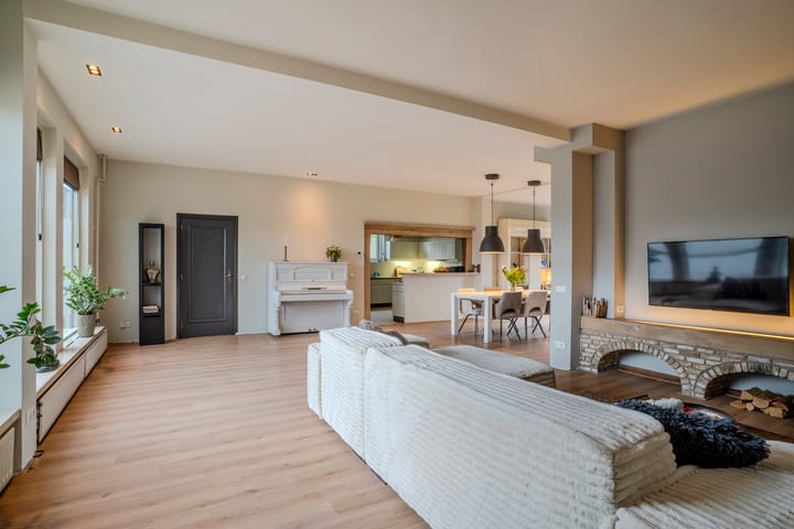 Photo 15 of Hoofdstraat 2