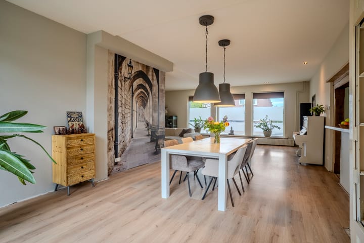 Photo 17 of Hoofdstraat 2