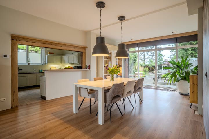 Photo 21 of Hoofdstraat 2