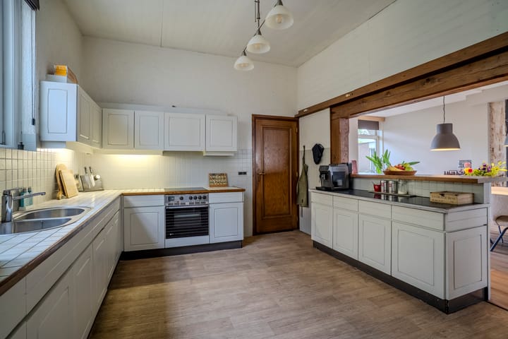 Photo 22 of Hoofdstraat 2