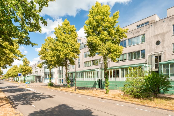 Photo 1 of Antonlaan 304