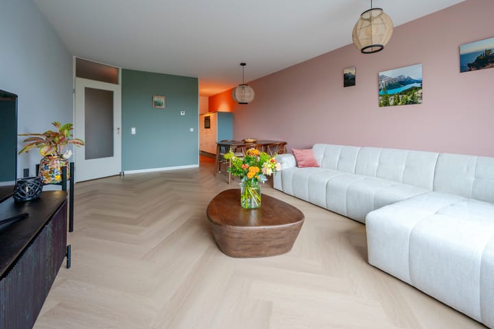 Photo 3 of Antonlaan 304