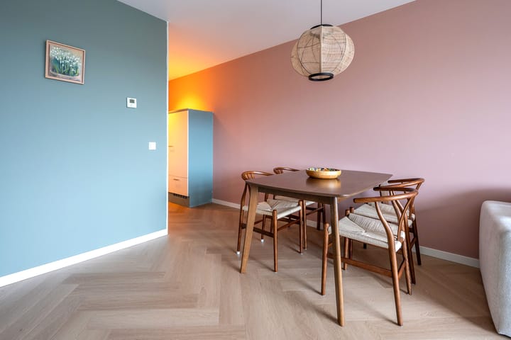 Photo 6 of Antonlaan 304