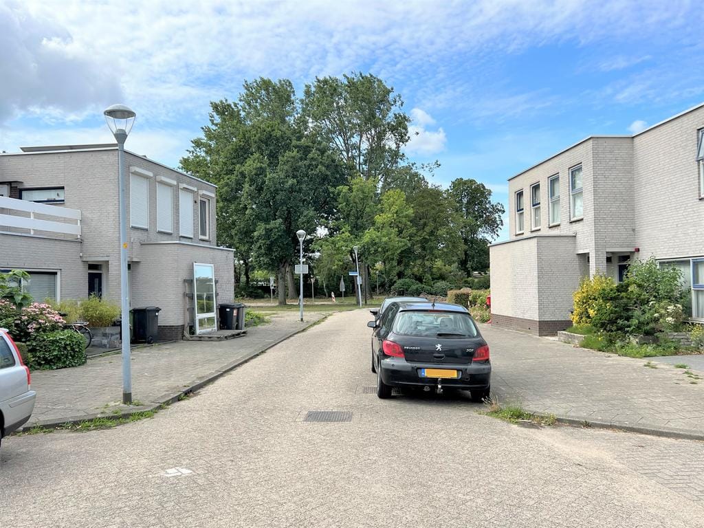 Foto 27 van Robert Kochstraat 9