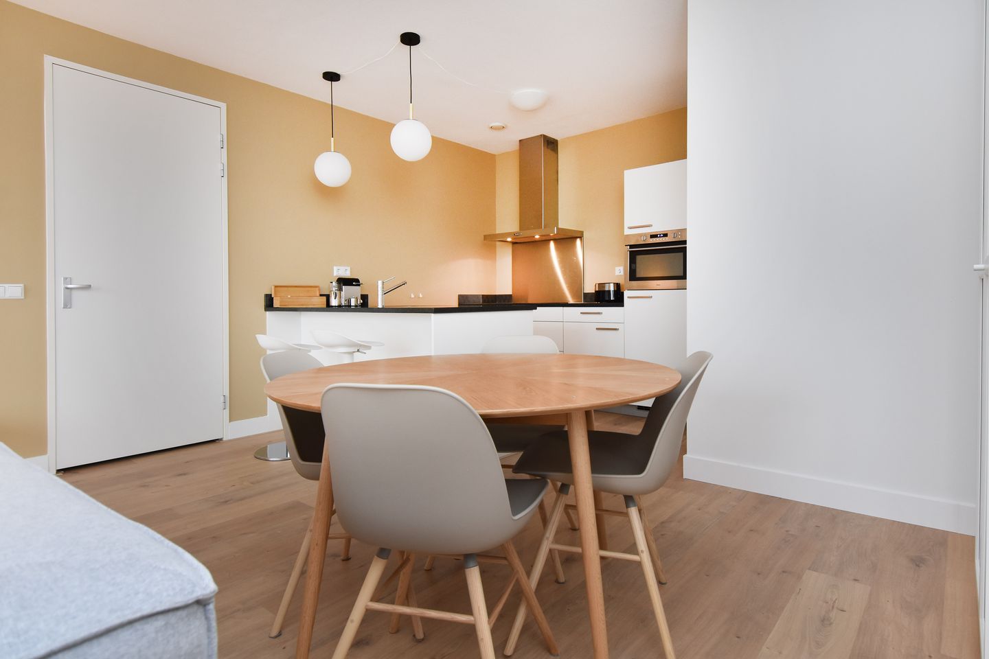 Foto 5 van Kruisplein 372