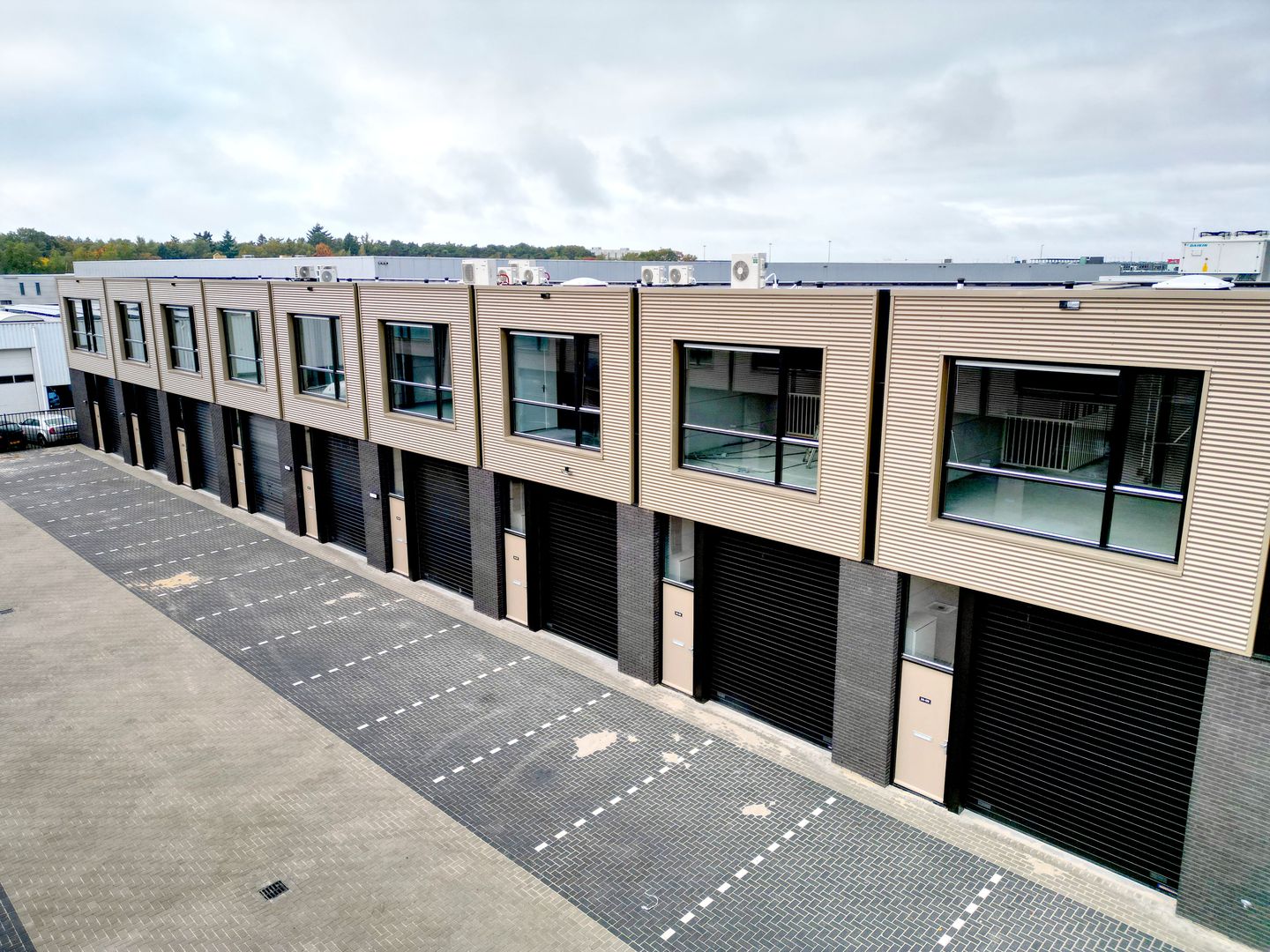 Bekijk foto 2 van Adriaan Mulderweg 12-14