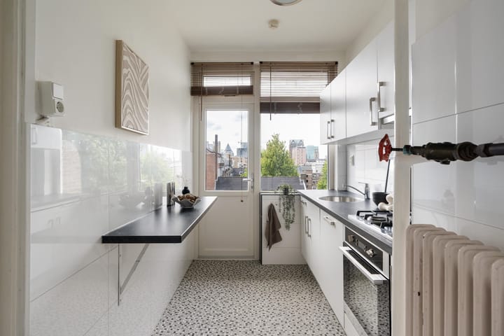 Photo 13 of Oostplein 144