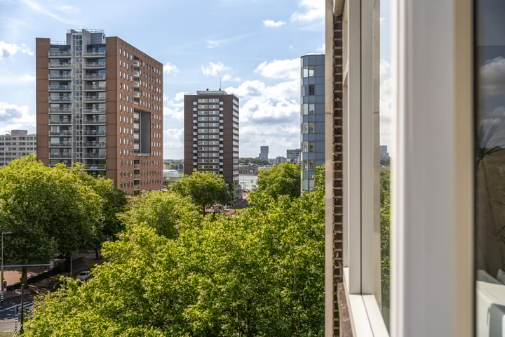 Photo 11 of Oostplein 144