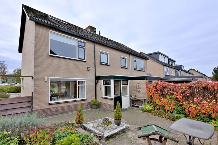 Foto 37 van Buizerdstraat 21