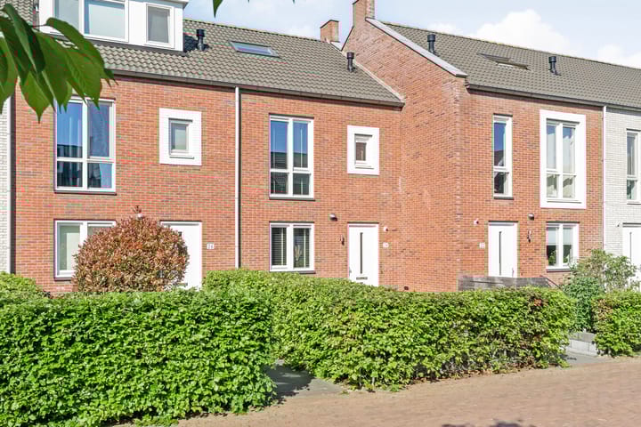 Foto 6 van Toutenburgstraat 24