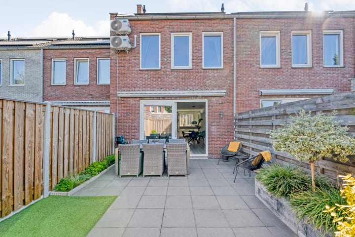 Foto 35 van Toutenburgstraat 24