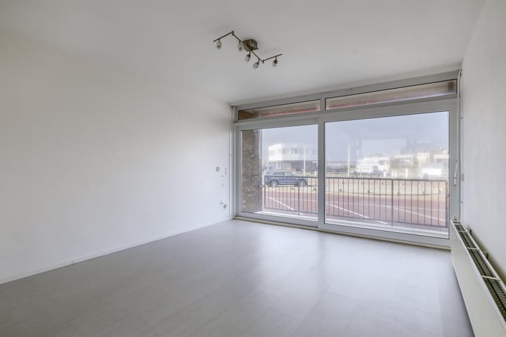 Photo 13 of Van der Wijckplein 1