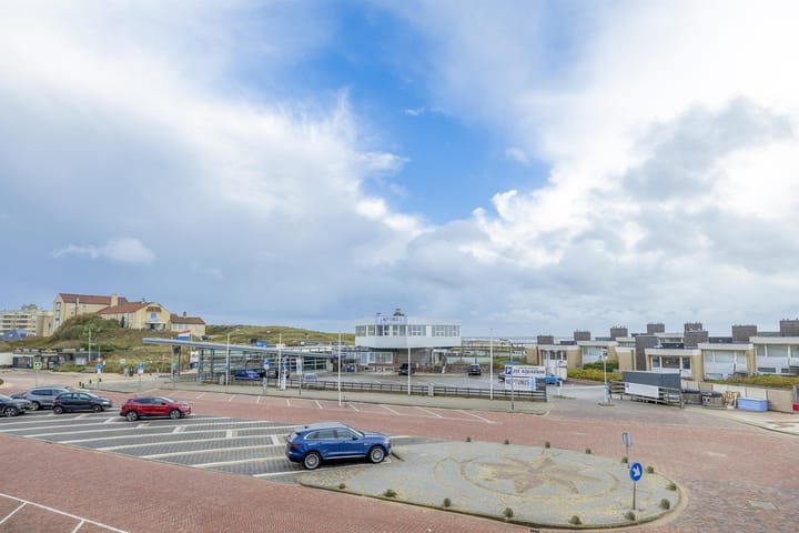 Photo 38 of Van der Wijckplein 1