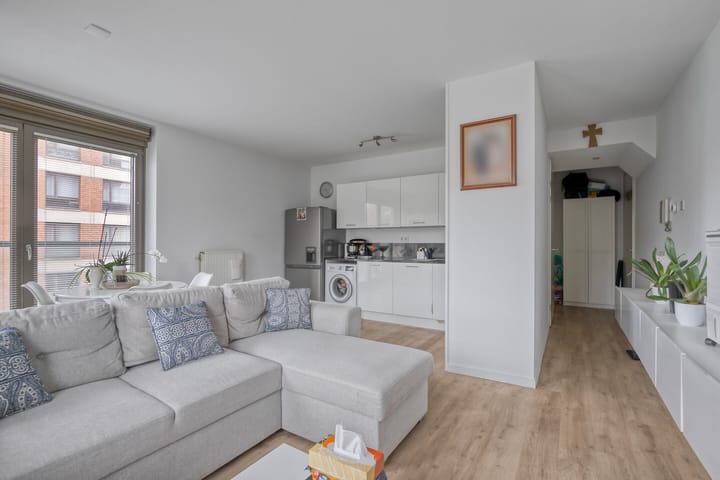 Foto 3 van Teakhout 13-A