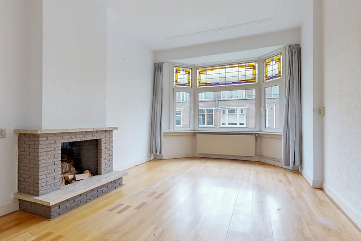 Photo 12 of Morelstraat 90