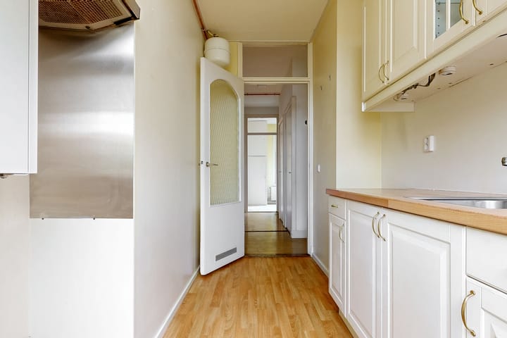 Photo 16 of Morelstraat 90