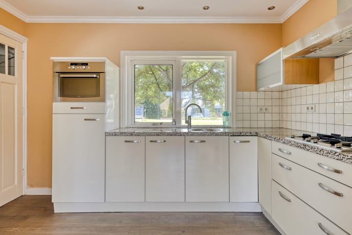 Photo 9 of Kerkstraat 81