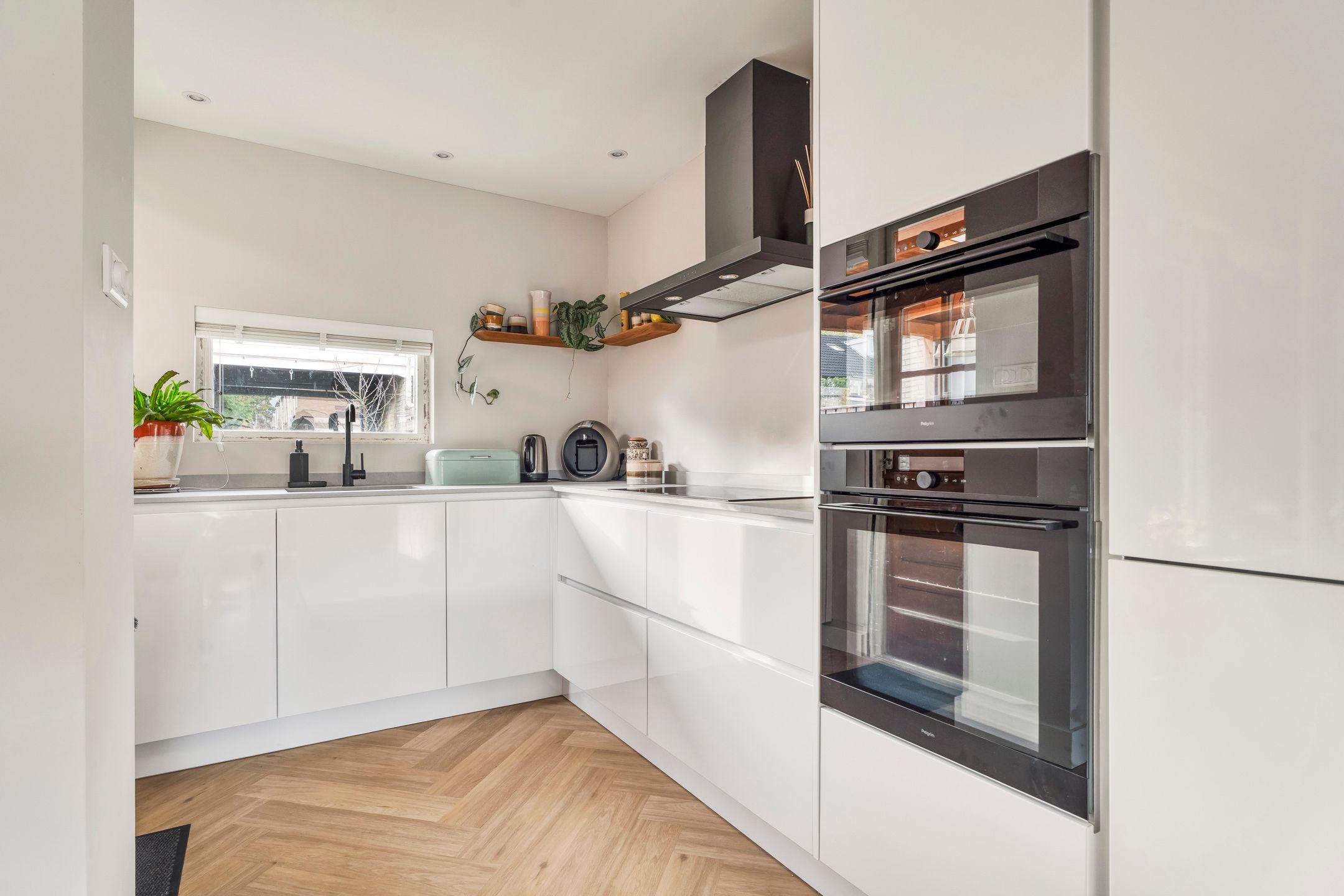 Foto 3 van Staringstraat 14