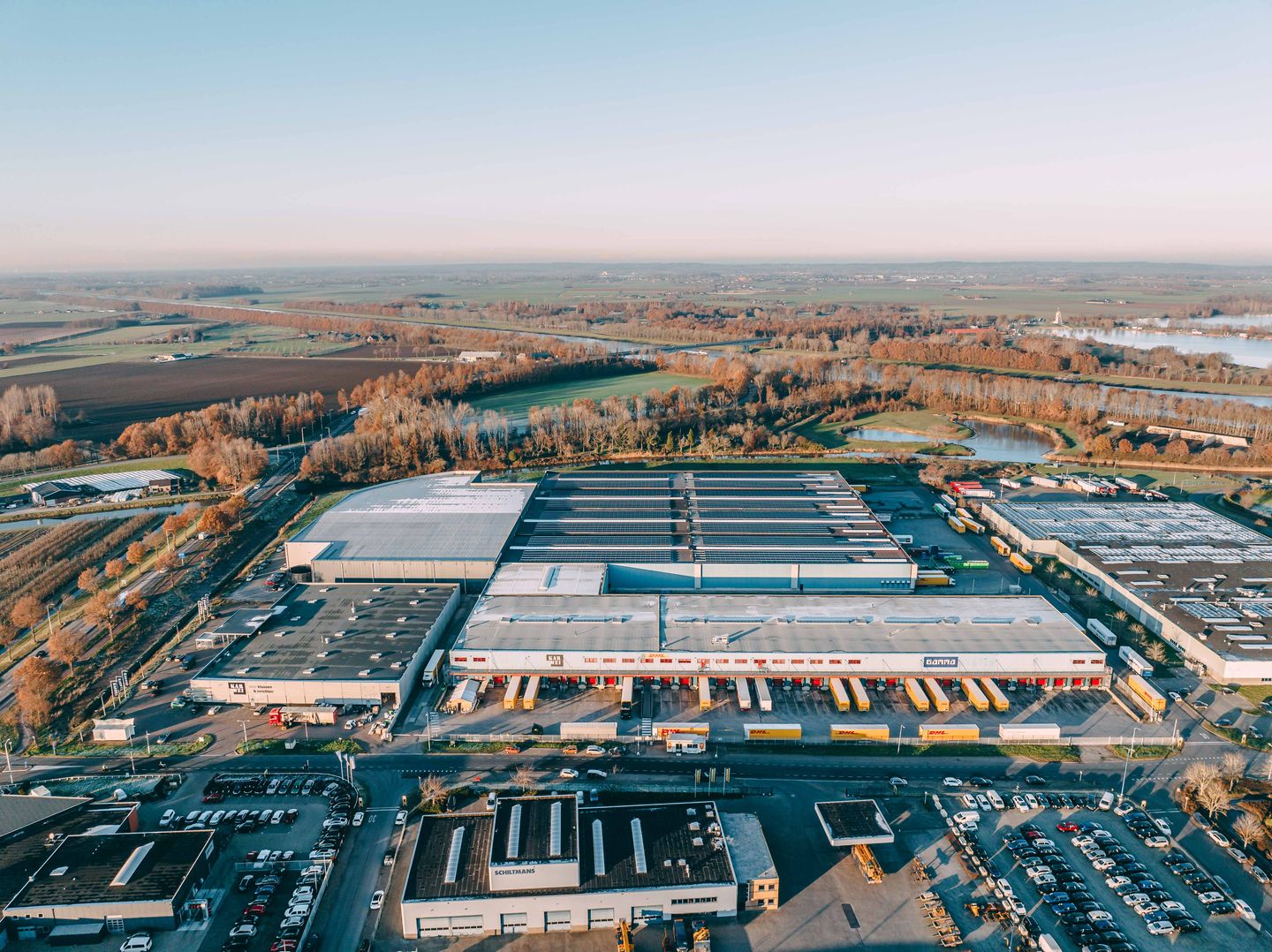 View photo 2 of Simon Stevinstraat 10