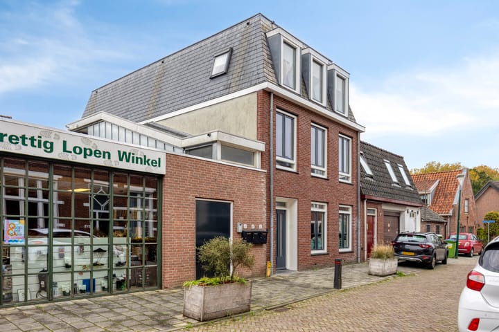 Foto 2 van Albert Cuypstraat 4-2