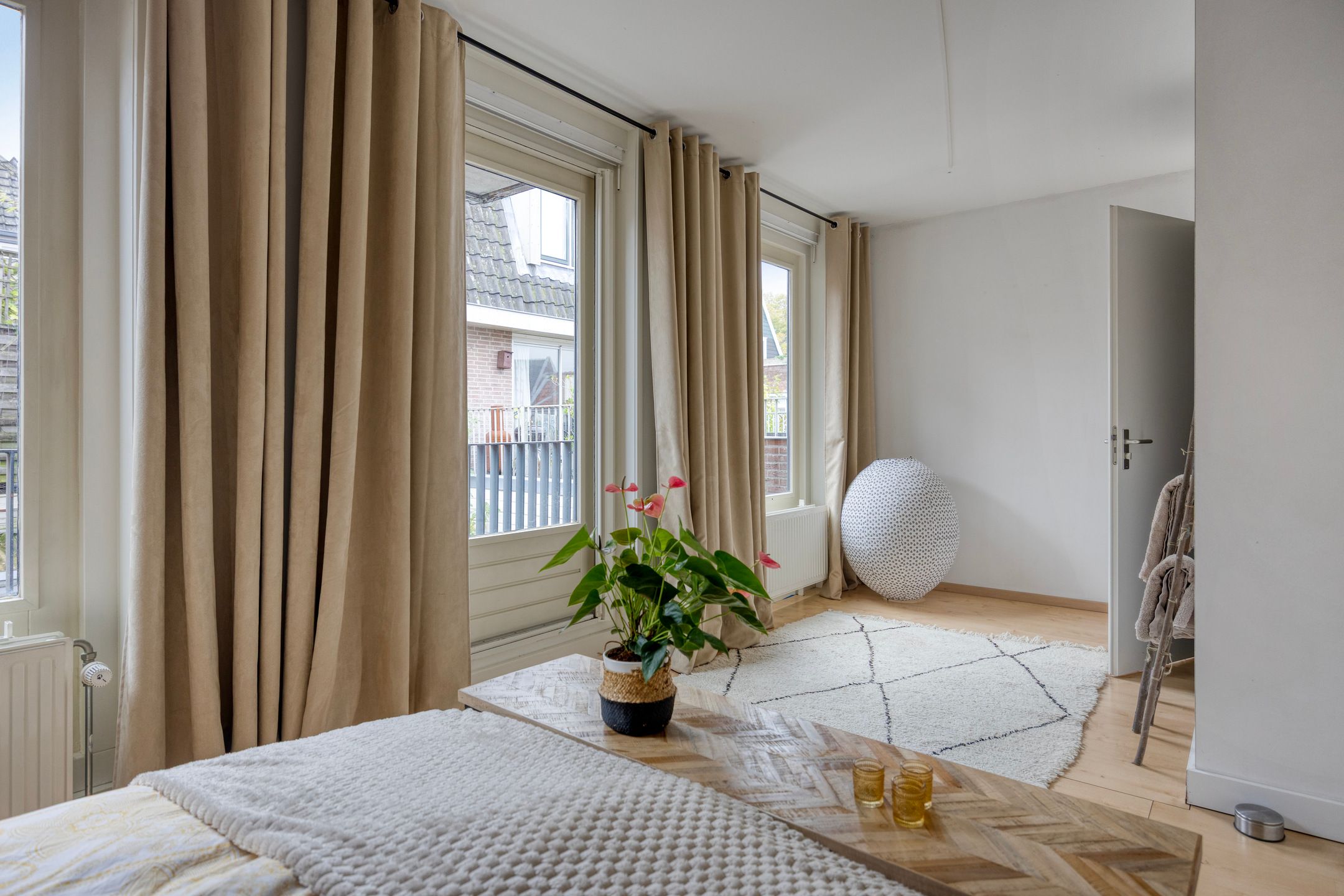 Foto 18 van Albert Cuypstraat 4-2