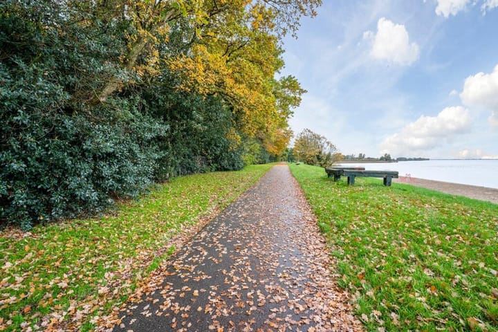 Foto 24 van van der Helstpark 57