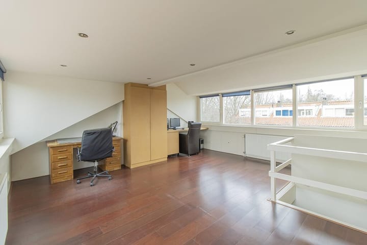 Foto 20 van van der Helstpark 57