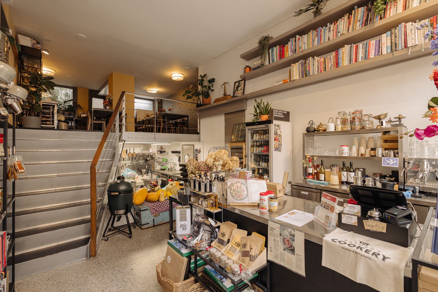 View photo 4 of Gerard Doustraat 46-H