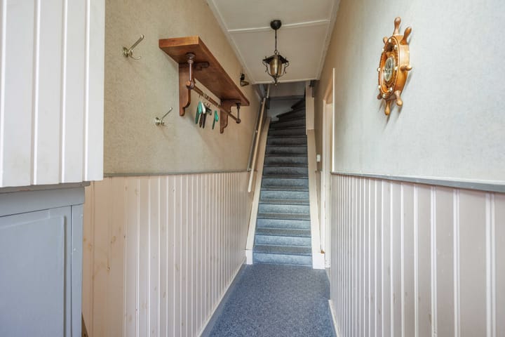 Photo 15 of Spaarbankstraat 6