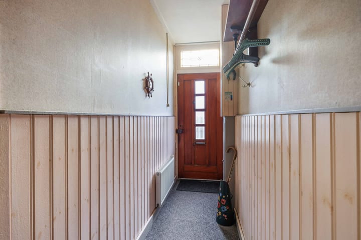 Photo 16 of Spaarbankstraat 6