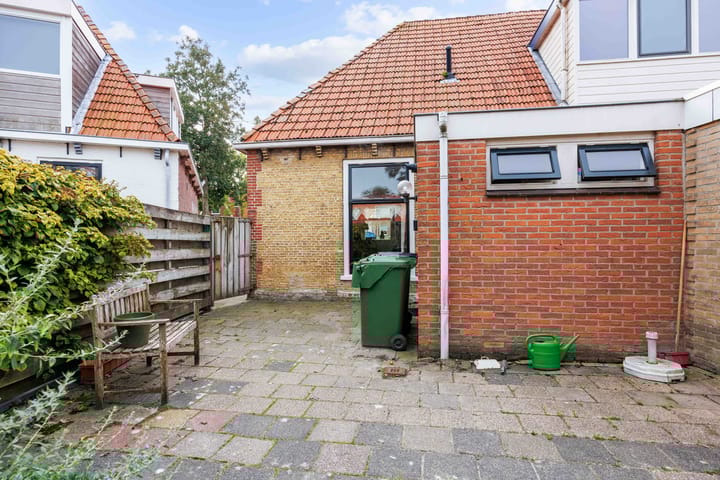 Photo 36 of Spaarbankstraat 6