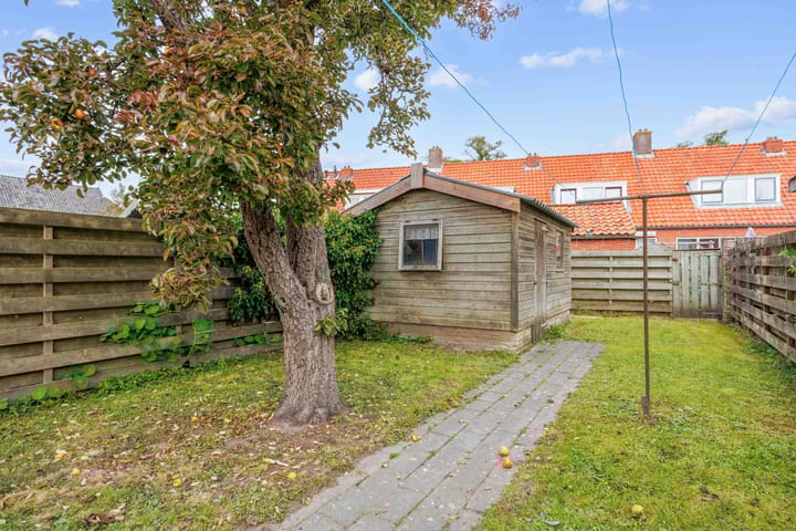 Photo 40 of Spaarbankstraat 6