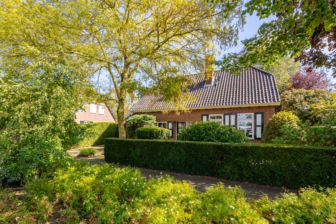 Photo 8 of Anemoonstraat 6