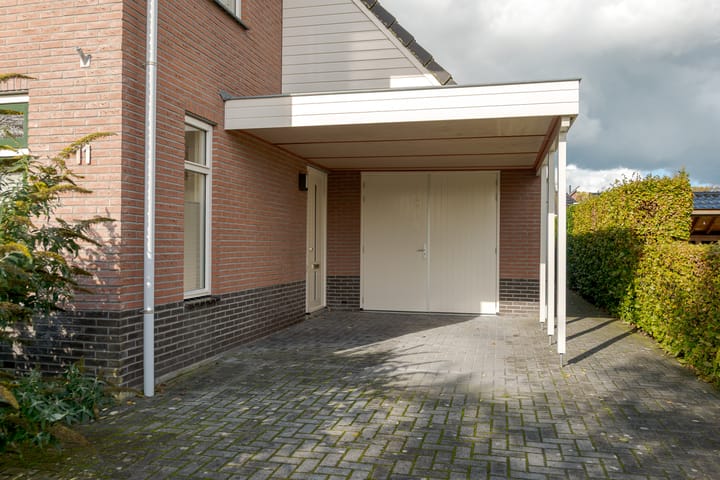 Foto 17 van Kamperfoelie 11