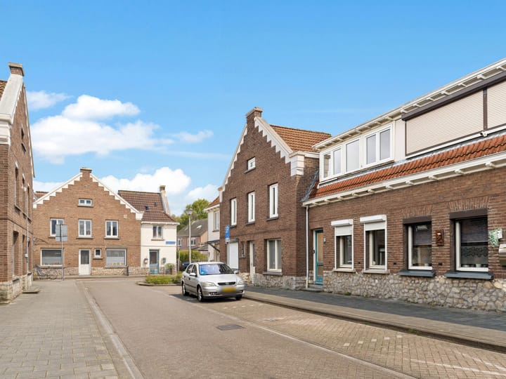 Photo 18 of Baronstraat 3