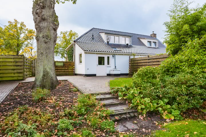 Photo 2 of Molenweg 19