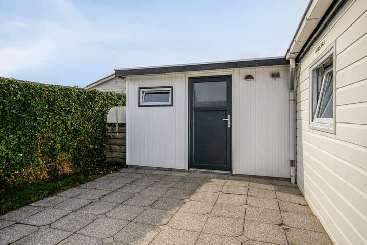 Photo 31 of Nieuwlandseweg 76