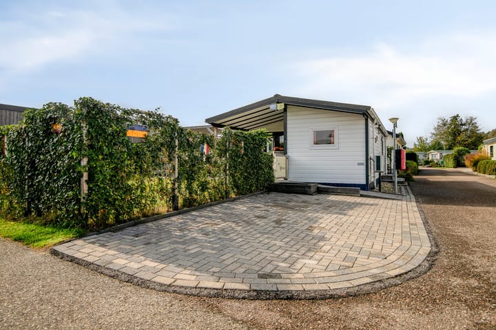 Photo 36 of Nieuwlandseweg 76